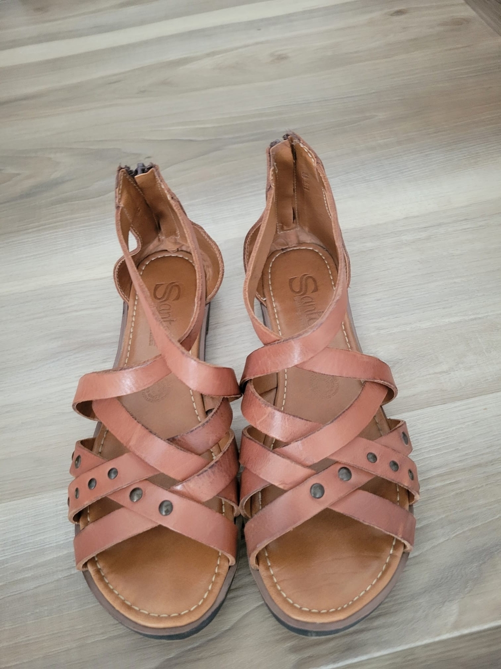 Women's Genuine Leather Crisscross Tan Studded Back-Zip Sandals Size 8.5